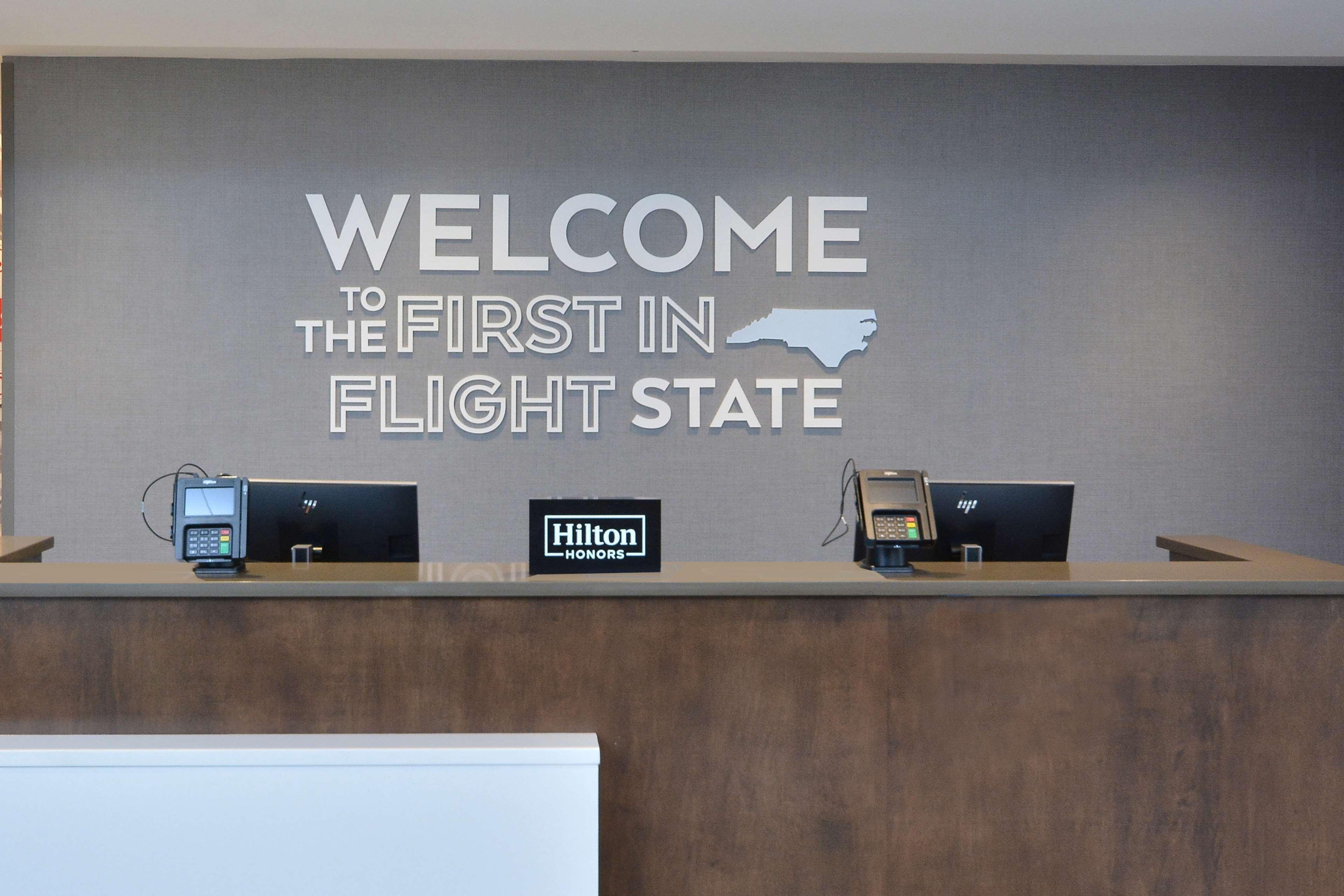 Hampton Inn & Suites Charlotte North I 485 外观 照片