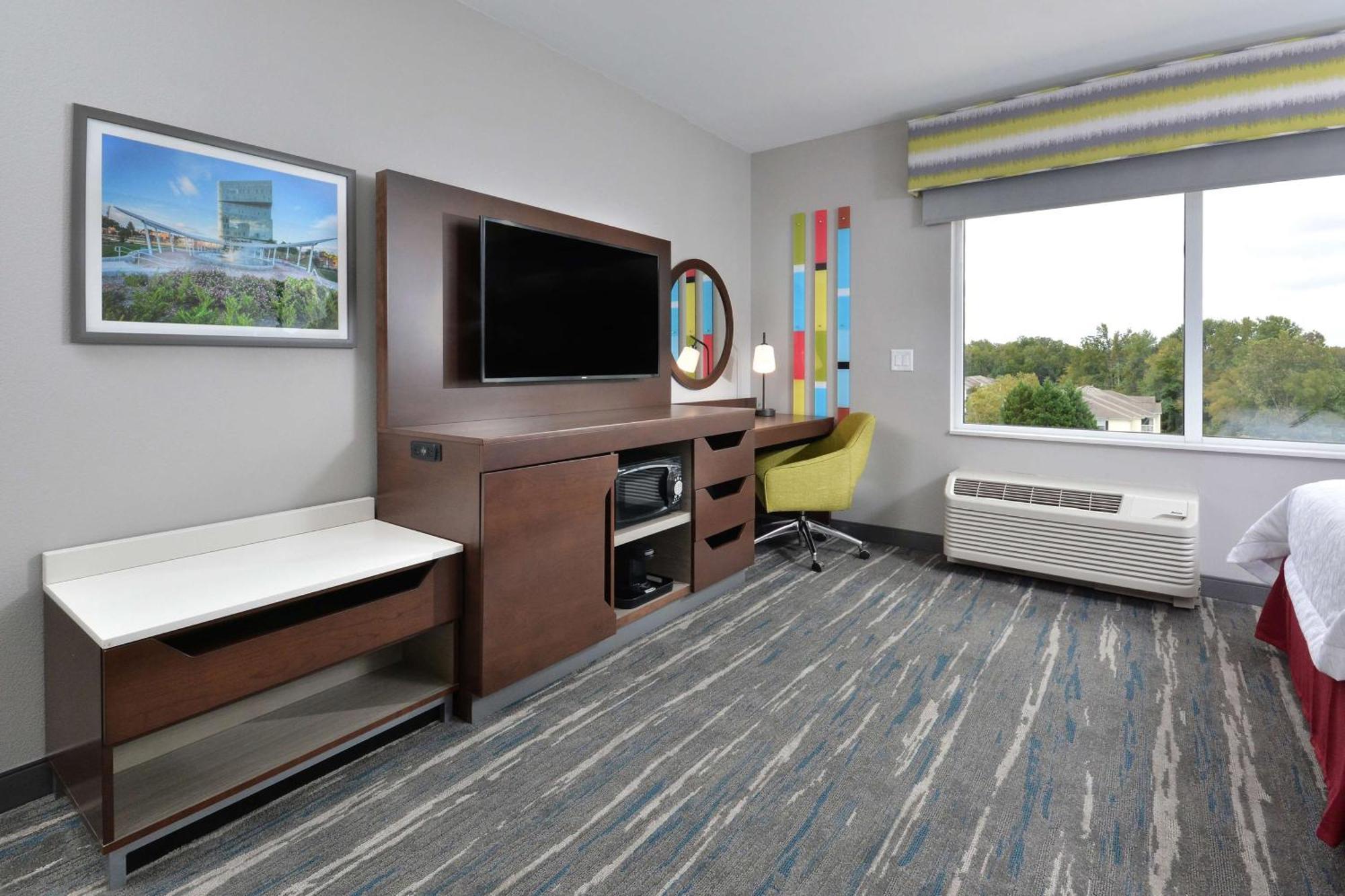 Hampton Inn & Suites Charlotte North I 485 外观 照片