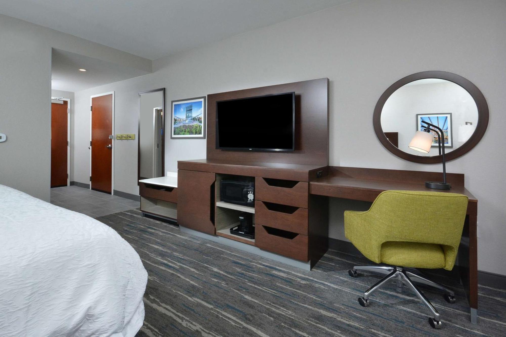 Hampton Inn & Suites Charlotte North I 485 外观 照片