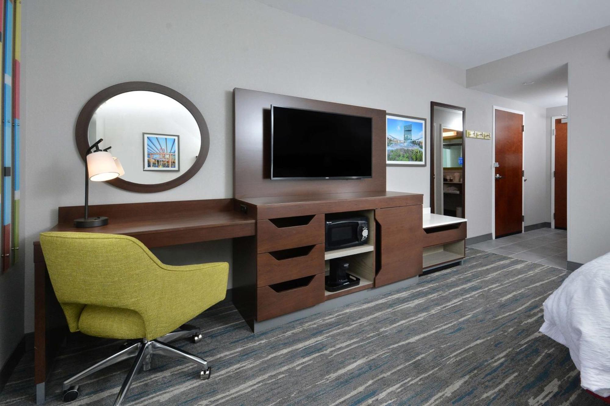 Hampton Inn & Suites Charlotte North I 485 外观 照片